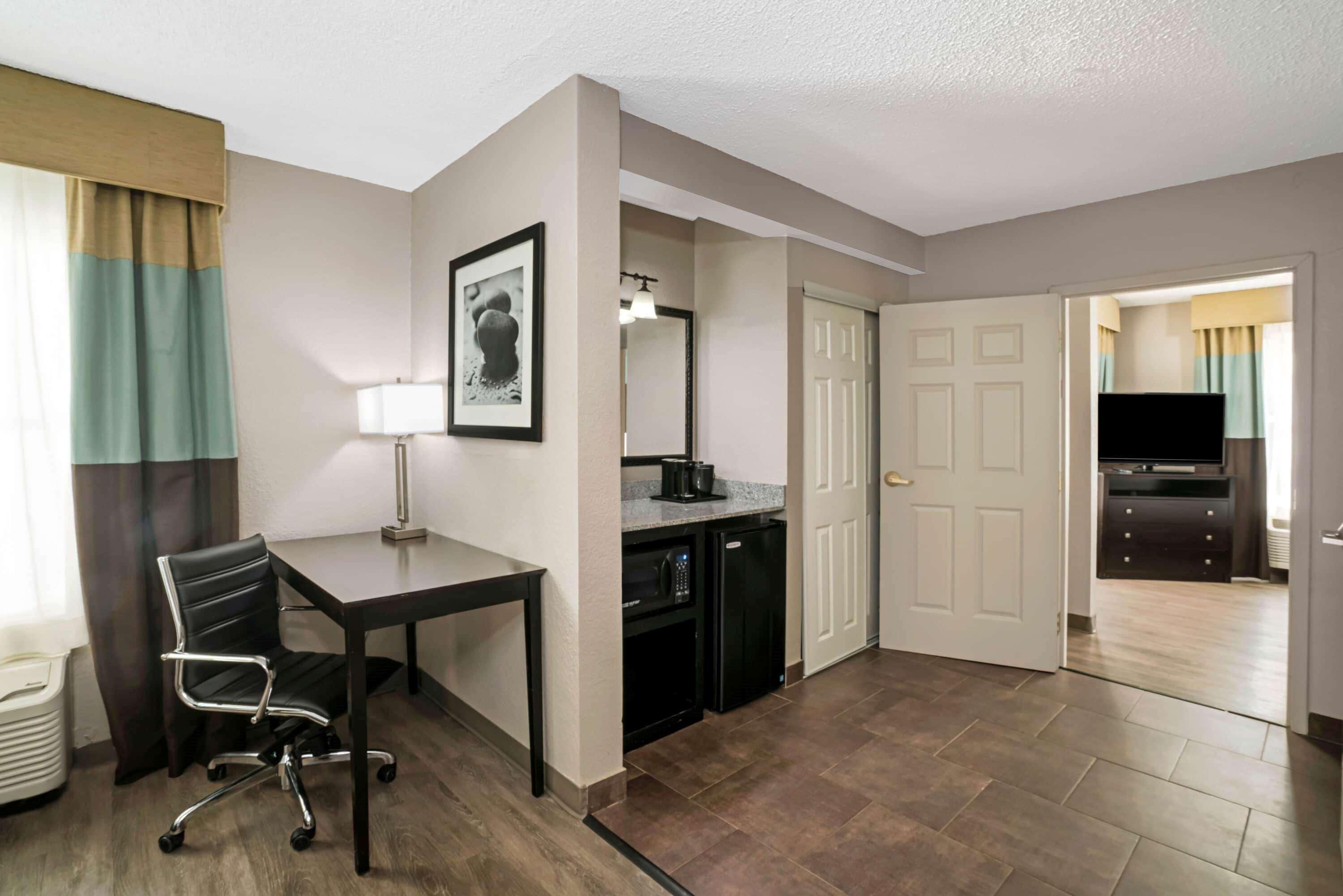 Hotel La Quinta By Wyndham 3*
