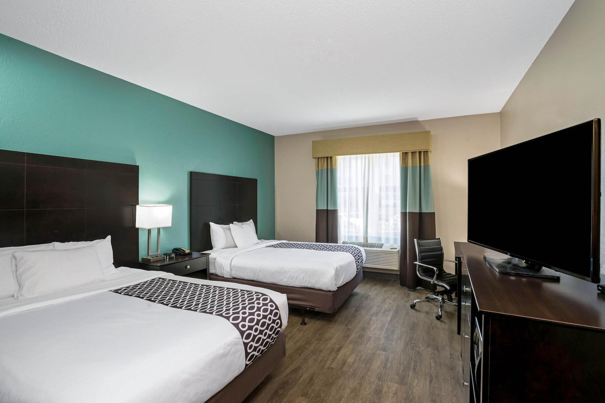 La Quinta By Wyndham Hotel