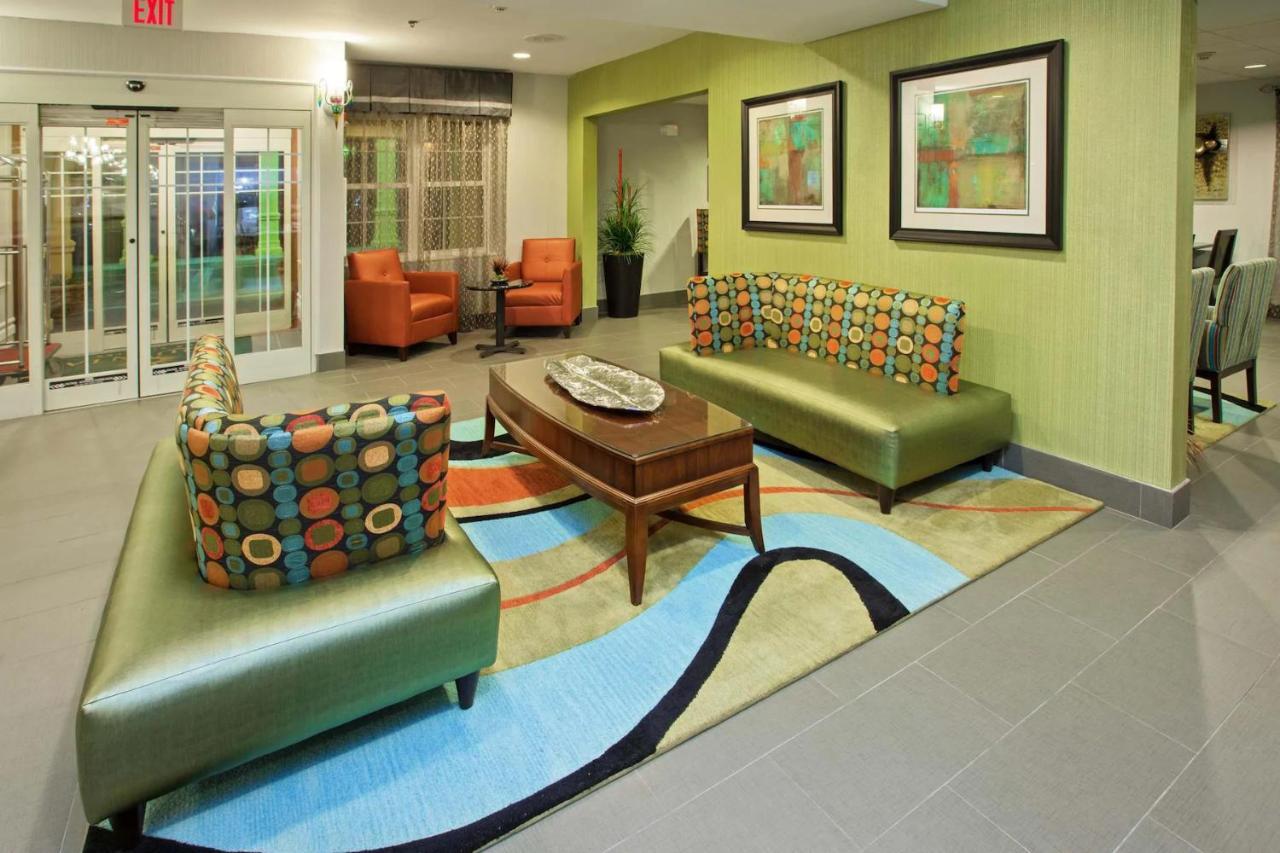 Hotel La Quinta By Wyndham 3*